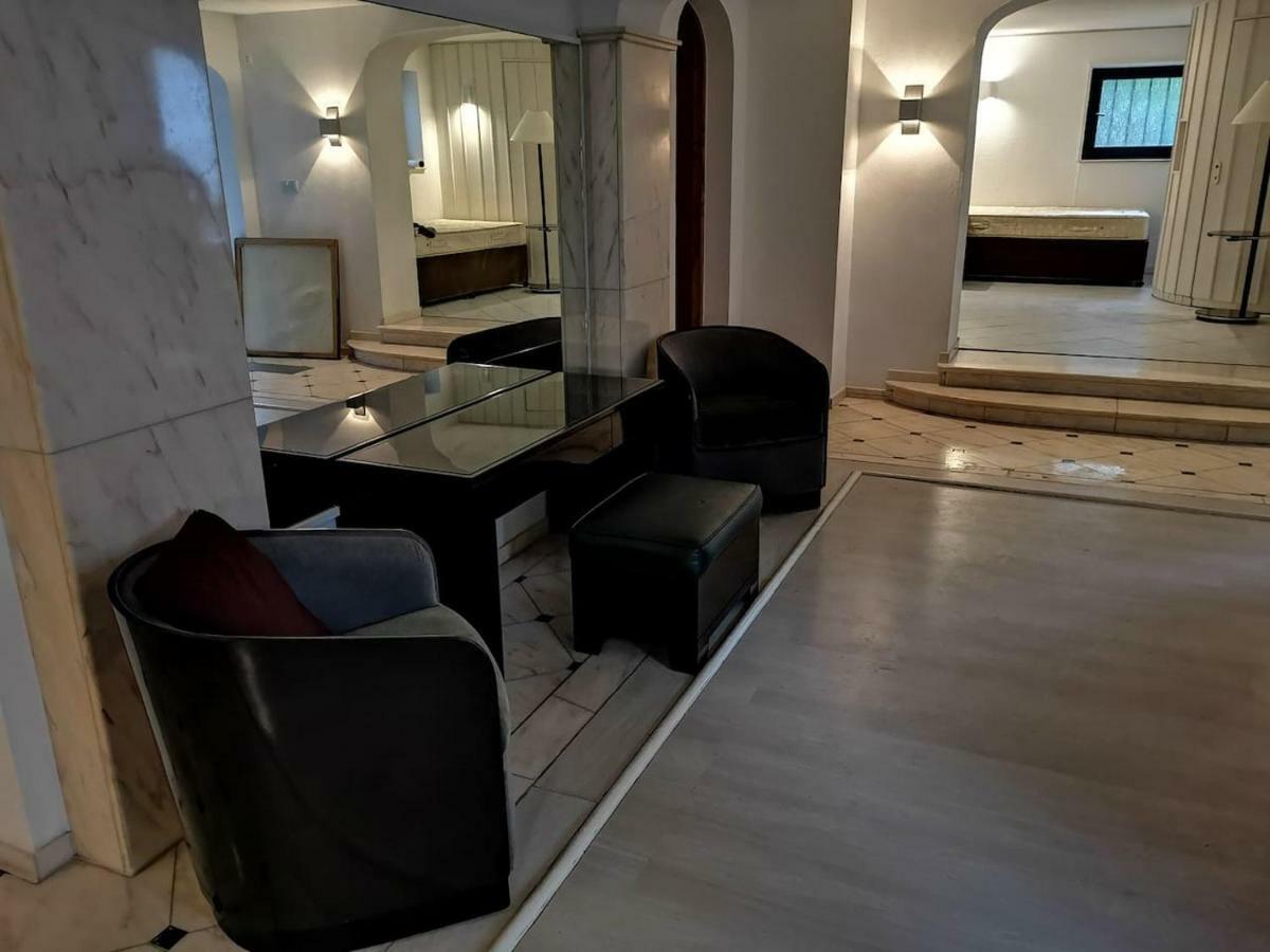 دوسلدورف Wellness Appartement الغرفة الصورة