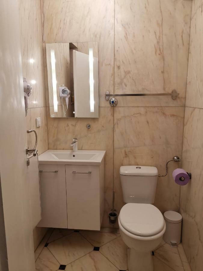 دوسلدورف Wellness Appartement المظهر الخارجي الصورة